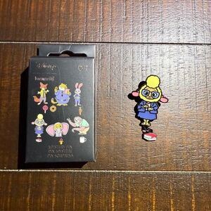 Disney/Loungefly, Zootopia “Bellwether” Pin